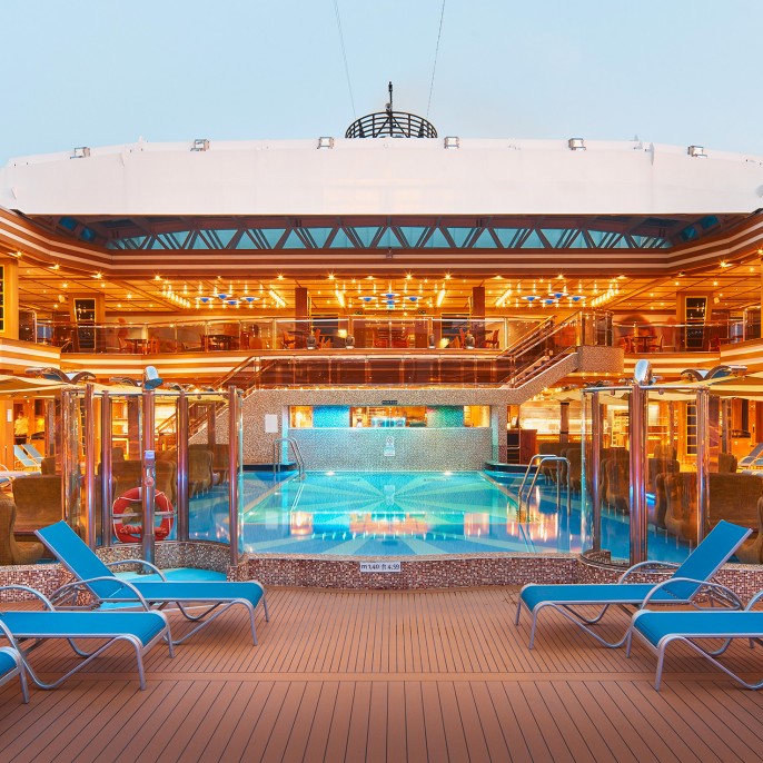 https://www.costacruises.eu/content/dam/costa/costa-asset/ships/di/in-page/Img_grande_Diadema_1476x1476.jpg.image.686.686.low.jpg