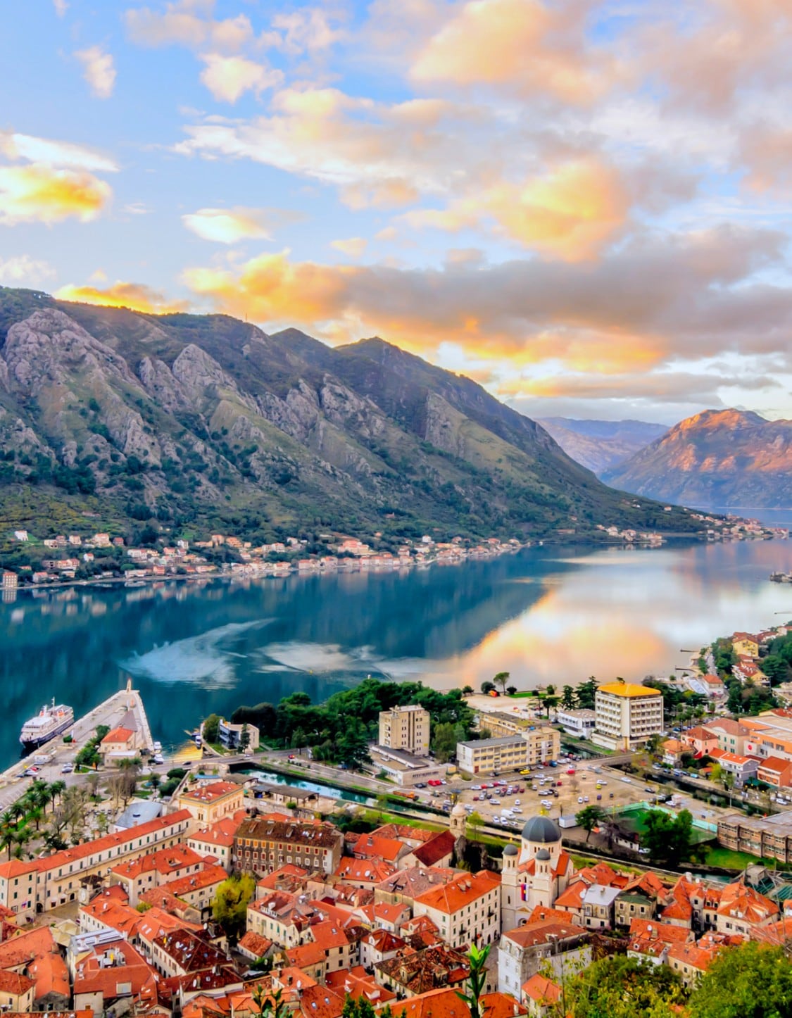 Cruises to Kotor : bookings & deals | Costa Cruises EU